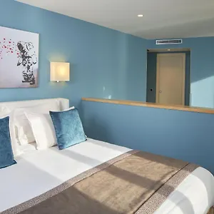 Grand Malher 3*, Paris France